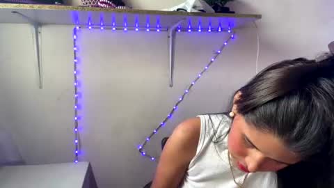 kariina candy and fox online show from July 5, 2026, 2:13 pm