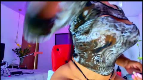 Snapshot of karina4squirt chatting on June 13, 2026, 4:38 pm karina4squirt online show from June 13, 2026, 4:38 pm