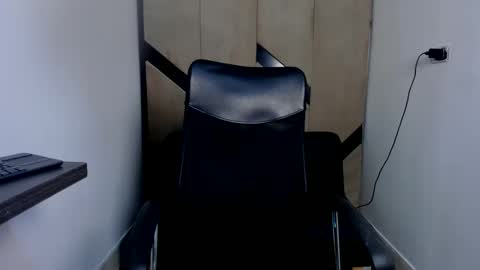 Snapshot of karina_aurora chatting on February 11, 2025, 5:58 am karina_aurora online show from February 11, 2025, 5:58 am