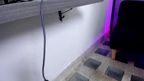 Snapshot of karina_aurora chatting on March 8, 2025, 12:41 pm karina_aurora online show from March 8, 2025, 12:41 pm