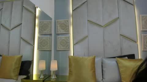 Snapshot of karinaacox chatting on May 24, 2026, 12:32 pm karinaacox online show from May 24, 2026, 12:32 pm