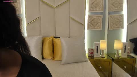 Snapshot of karinaacox chatting on July 4, 2026, 12:11 pm karinaacox online show from July 4, 2026, 12:11 pm