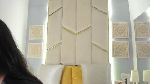 Snapshot of karinaacox chatting on July 18, 2026, 12:42 pm karinaacox online show from July 18, 2026, 12:42 pm