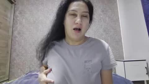 Snapshot of karinacecillia chatting on March 2, 2026, 8:43 am KarinaCecillia online show from March 2, 2026, 8:43 am