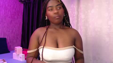 Im Karina online show from April 25, 2026, 4:48 am