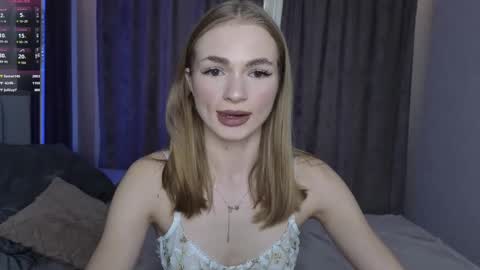 Snapshot of karinchik544 chatting on November 5, 2025, 9:53 am karinchik544 online show from November 5, 2025, 9:53 am