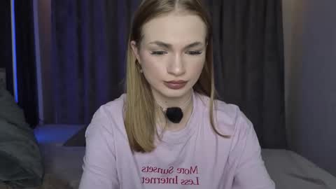 Snapshot of karinchik544 chatting on November 12, 2025, 12:49 pm karinchik544 online show from November 12, 2025, 12:49 pm