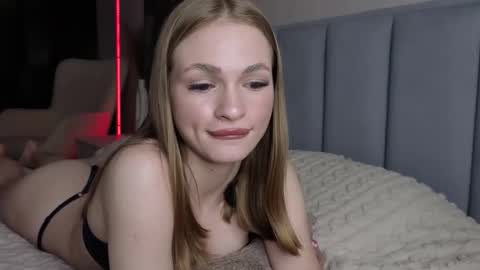 Snapshot of karinchik544 chatting on April 26, 2026, 5:43 pm karinchik544 online show from April 26, 2026, 5:43 pm