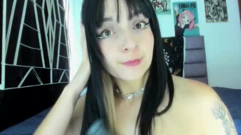 Snapshot of karinna__raven chatting on October 15, 2025, 9:26 pm KARINNA RAVEN online show from October 15, 2025, 9:26 pm