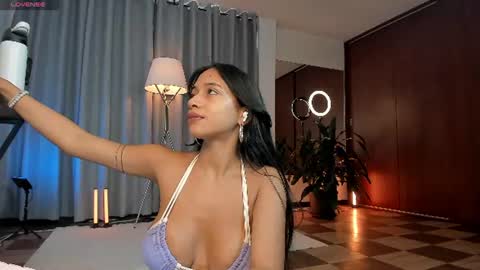 Snapshot of karinnixx chatting on July 27, 2026, 4:36 pm Karin online show from July 27, 2026, 4:36 pm