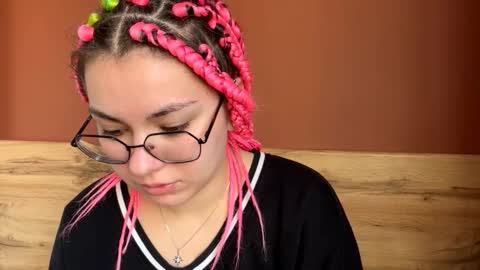 Katty online show from March 18, 2026, 7:11 am