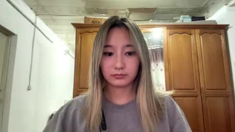 karissagius online show from June 27, 2026, 9:03 am