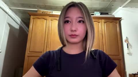 karissagius online show from June 29, 2026, 10:15 am