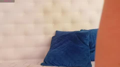 Snapshot of karissia_ chatting on June 19, 2026, 3:11 am KARISSIA online show from June 19, 2026, 3:11 am