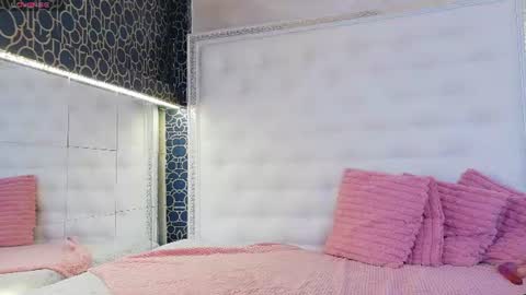 Snapshot of karissia_ chatting on July 20, 2026, 3:54 am KARISSIA online show from July 20, 2026, 3:54 am