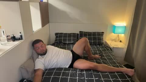 karl_and_klara online show from June 24, 2026, 8:19 pm