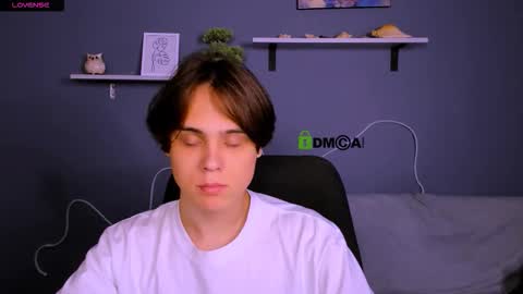 Snapshot of karl_mans chatting on September 22, 2025, 5:31 am Karl online show from September 22, 2025, 5:31 am