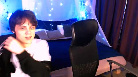 Snapshot of karl_mans chatting on November 22, 2025, 10:36 am Karl online show from November 22, 2025, 10:36 am