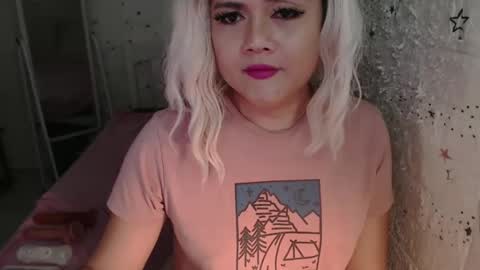 karla online show from January 4, 2025, 2:04 pm