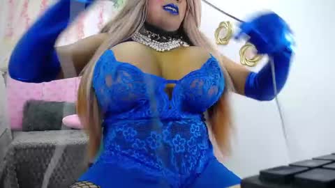 Snapshot of karla_brown25 chatting on December 4, 2025, 12:25 pm karla_brown25 online show from December 4, 2025, 12:25 pm