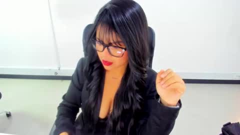 Snapshot of karla_cg chatting on October 2, 2025, 3:41 pm karla_cg online show from October 2, 2025, 3:41 pm