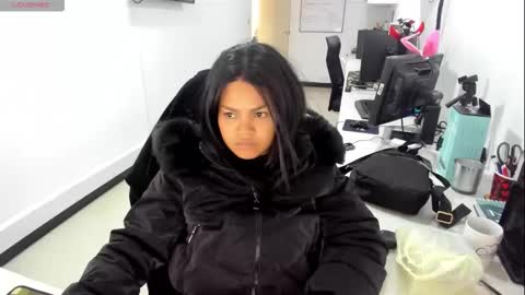 Snapshot of karla_cg chatting on October 11, 2025, 1:53 pm karla_cg online show from October 11, 2025, 1:53 pm