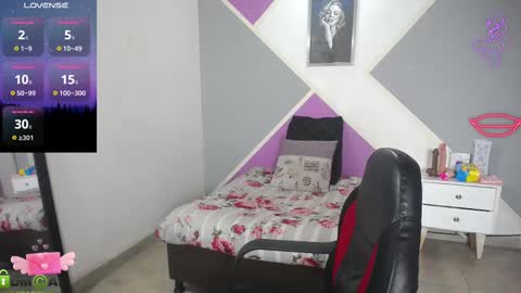 Snapshot of karla_charloby chatting on February 13, 2025, 3:46 pm Karla online show from February 13, 2025, 3:46 pm