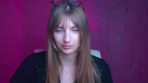 Karla online show from September 15, 2025, 5:07 am