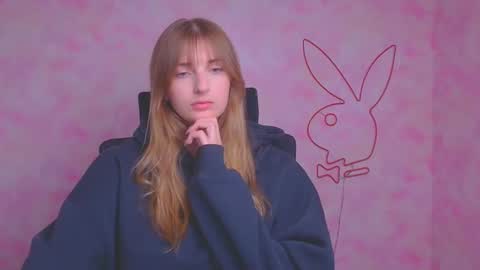 Snapshot of karla_flower chatting on September 26, 2025, 5:11 am Karla online show from September 26, 2025, 5:11 am