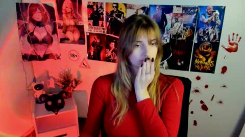 Snapshot of karla_flower chatting on November 3, 2025, 1:12 pm Karla online show from November 3, 2025, 1:12 pm