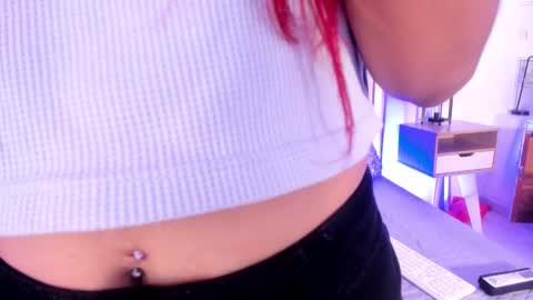 Snapshot of karla_gonzaless chatting on March 3, 2025, 6:33 pm Karla Gonzaless online show from March 3, 2025, 6:33 pm