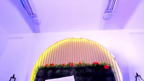 Snapshot of karla_gonzaless chatting on March 4, 2025, 9:43 pm Karla Gonzaless online show from March 4, 2025, 9:43 pm