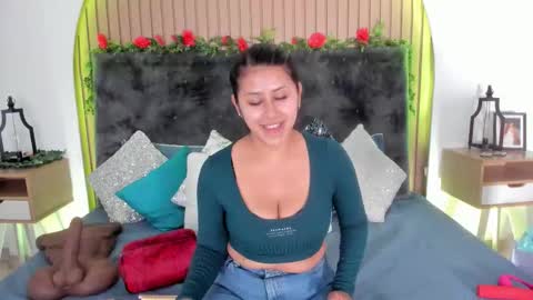 Snapshot of karla_gonzaless chatting on March 13, 2026, 6:47 pm Karla Gonzaless online show from March 13, 2026, 6:47 pm