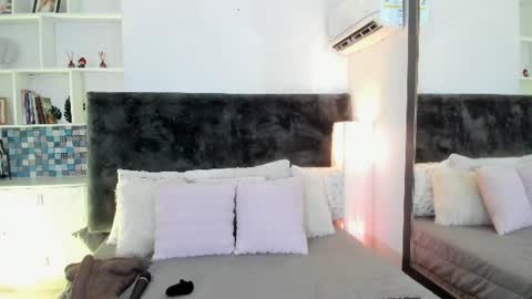 Snapshot of karla_gonzaless chatting on July 10, 2026, 7:27 pm Karla Gonzaless online show from July 10, 2026, 7:27 pm