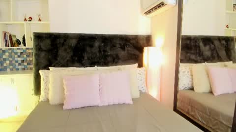 Snapshot of karla_gonzaless chatting on July 14, 2026, 6:46 pm Karla Gonzaless online show from July 14, 2026, 6:46 pm