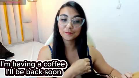 Snapshot of karla_hernandez chatting on January 29, 2025, 10:48 am Karla online show from January 29, 2025, 10:48 am