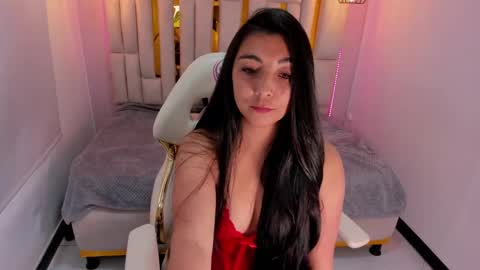 Snapshot of karla_hernandez chatting on February 27, 2025, 2:00 pm Karla online show from February 27, 2025, 2:00 pm