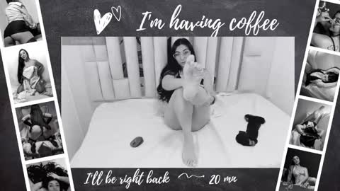 Snapshot of karla_hernandez chatting on September 22, 2025, 11:01 am Karla online show from September 22, 2025, 11:01 am