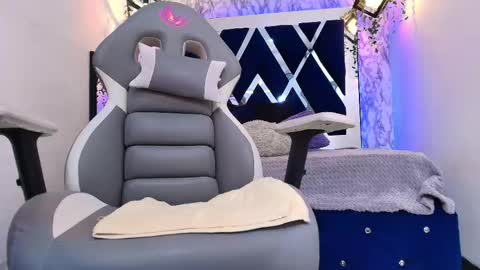 Snapshot of karla_hernandez chatting on September 29, 2025, 11:26 am Karla online show from September 29, 2025, 11:26 am