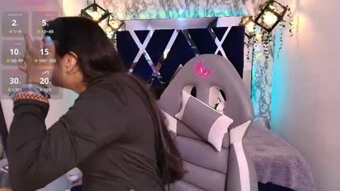 Snapshot of karla_hernandez chatting on October 1, 2025, 11:27 am Karla online show from October 1, 2025, 11:27 am