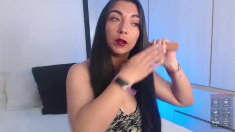 Snapshot of karla_hernandez chatting on November 23, 2025, 6:30 pm Karla online show from November 23, 2025, 6:30 pm