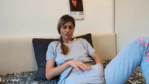 Crystyna online show from October 13, 2025, 6:24 am