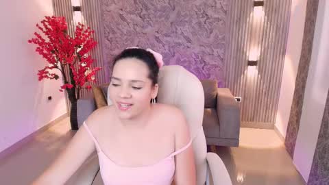 Karli online show from September 17, 2025, 7:37 pm