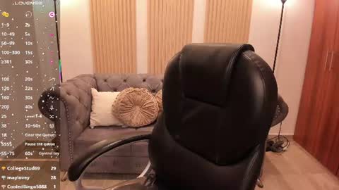 Snapshot of karliie_kloss_ chatting on June 27, 2026, 12:22 pm karliie kloss online show from June 27, 2026, 12:22 pm
