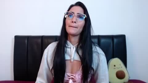 Snapshot of karlota_hank chatting on June 21, 2026, 5:54 am Karlis online show from June 21, 2026, 5:54 am