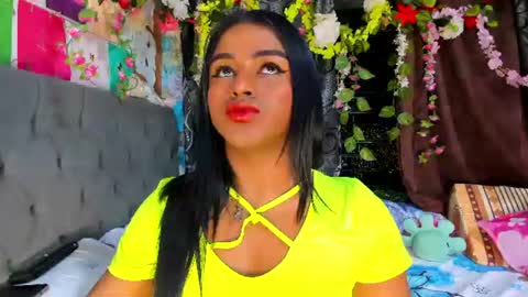 Snapshot of karly_coffe chatting on June 25, 2026, 9:47 am KARLY. online show from June 25, 2026, 9:47 am