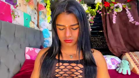 Snapshot of karly_coffe chatting on July 8, 2026, 10:20 am KARLY. online show from July 8, 2026, 10:20 am