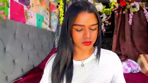 Snapshot of karly_coffe chatting on July 9, 2026, 10:08 am KARLY. online show from July 9, 2026, 10:08 am