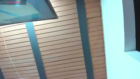 Snapshot of karly_moonn chatting on November 18, 2025, 2:54 pm Karly Moonns online show from November 18, 2025, 2:54 pm