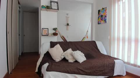 Snapshot of karlye_5 chatting on February 22, 2025, 3:58 pm Karlye online show from February 22, 2025, 3:58 pm